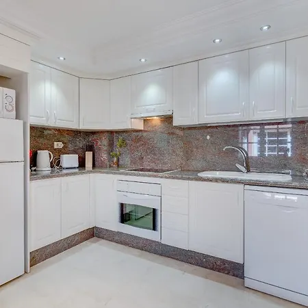 Terrazas Del Duque I 1a020 Адехе